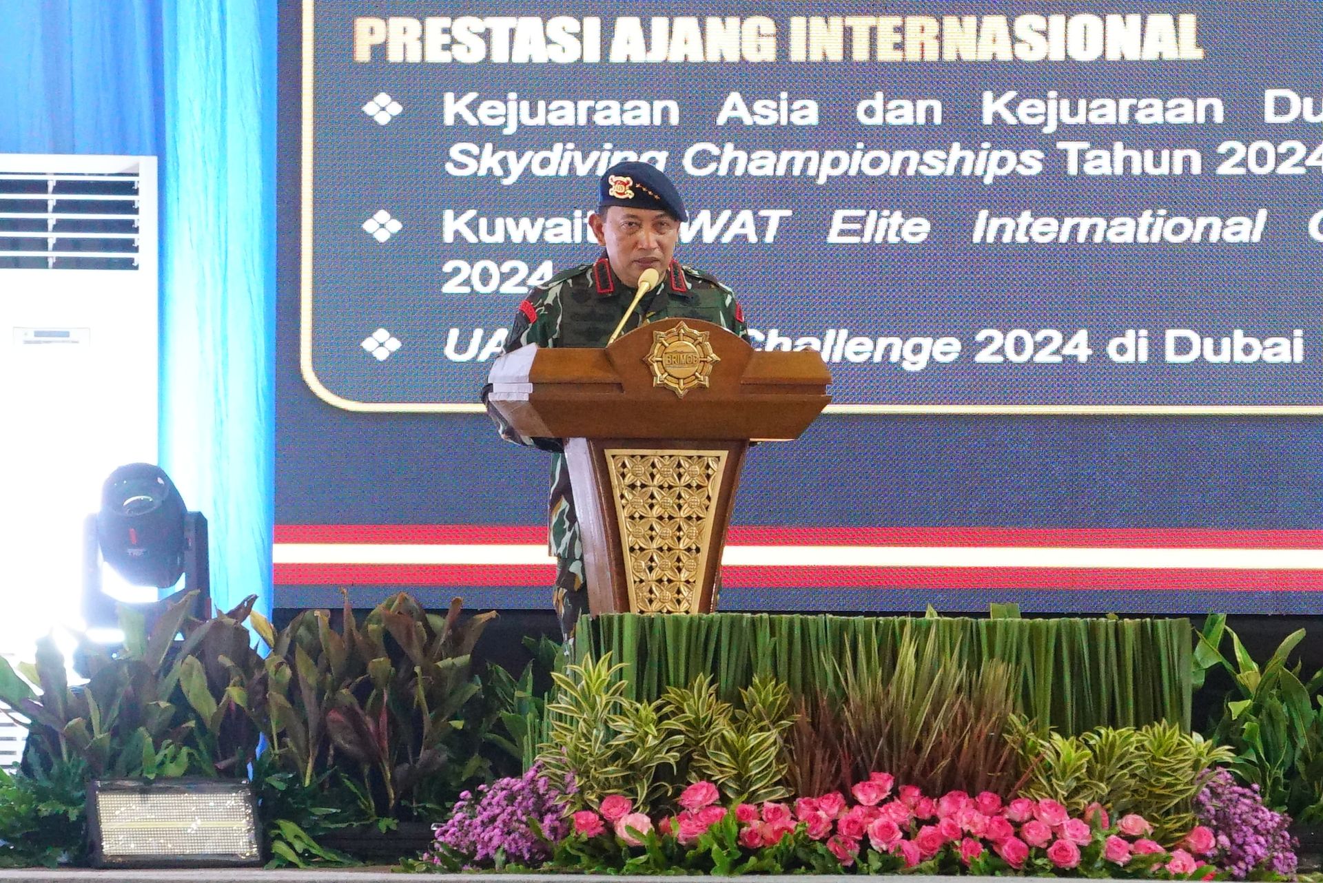 hut ke 79 brimob kapolri kenang pujian atraksi pasukan dari mantan presiden jokowi dan presiden prabowo 80900