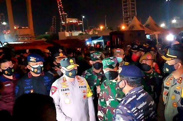 identifikasi korban sriwijaya air sj182 kapolda metro jaya polri siapkan posko dvi di rs keramat jati 33154