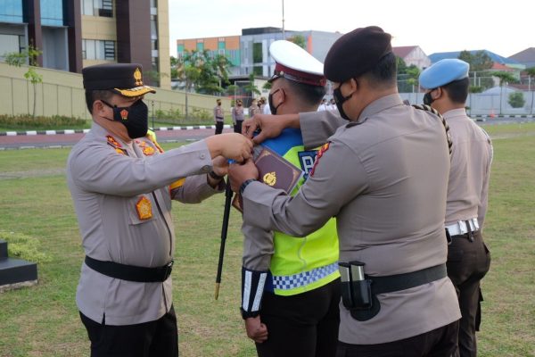 improving health protocol discipline and orderly traffic riau regional police holds operations for obedience lancang kuning 2021 42893
