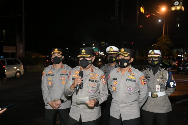 indonesian national police s traffic corps tightens vehicle control for covid 19 39138