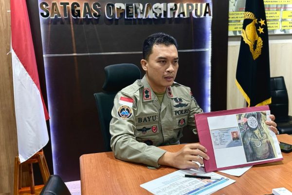 inilah identitas kkb yang berhasil dilumpuhkan satgas damai cartenz di tembagapura 72243