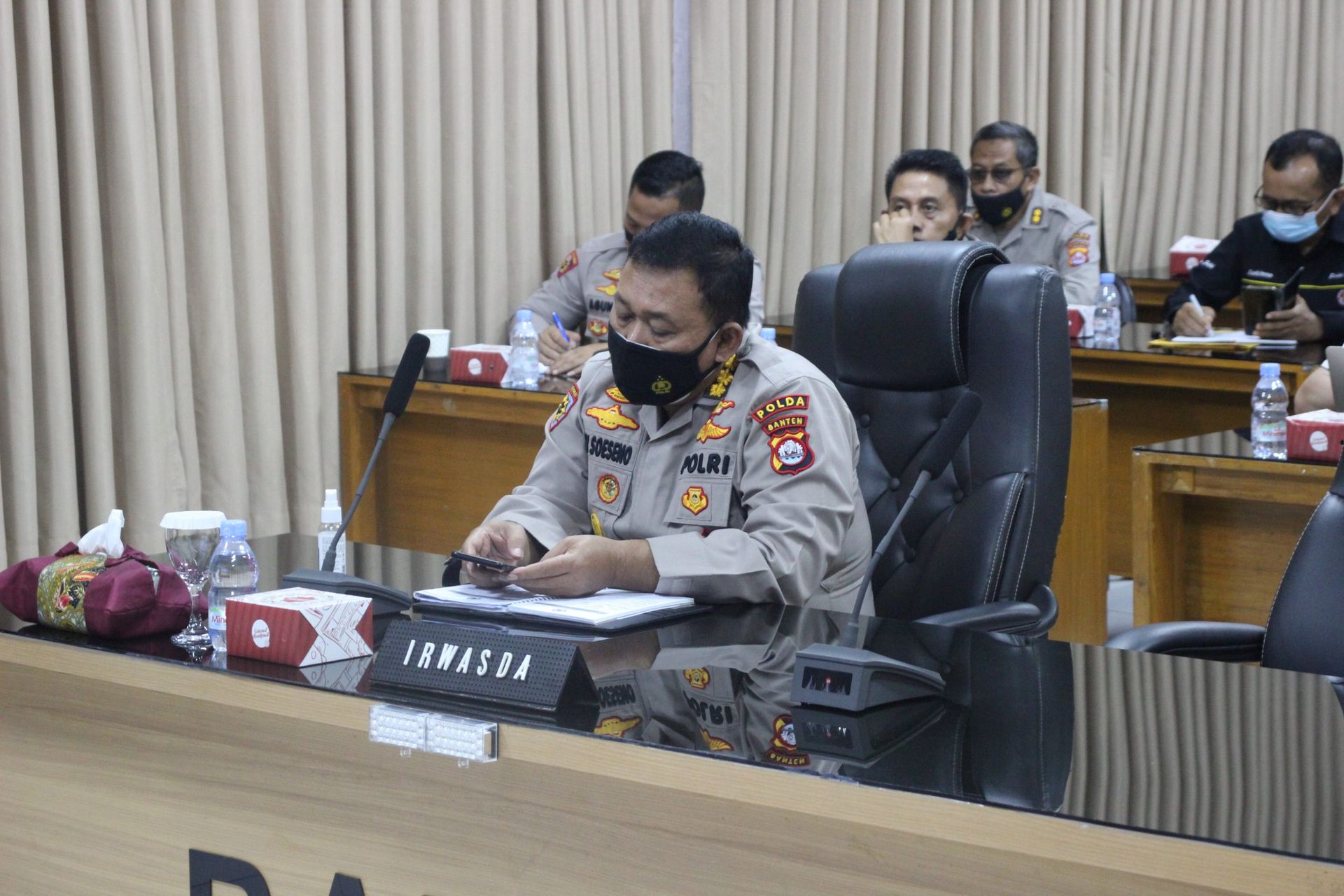 itwasda polda banten gelar sosialisasi pengoperasian aplikasi dumas 27008