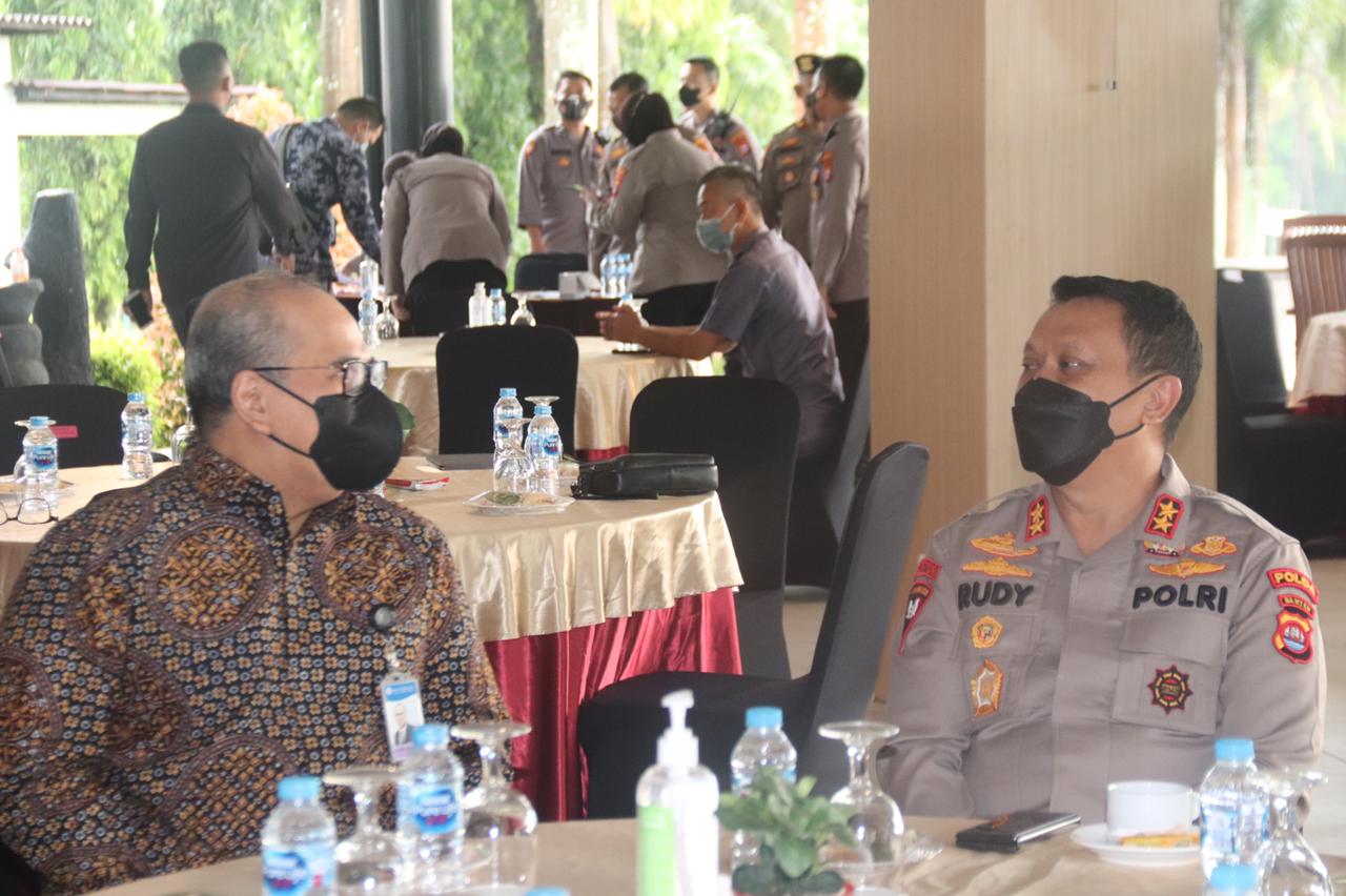 jalin silaturahmi kapolda banten gelar yuk ngopi wae bersama mitra objek vital polda banten 9886