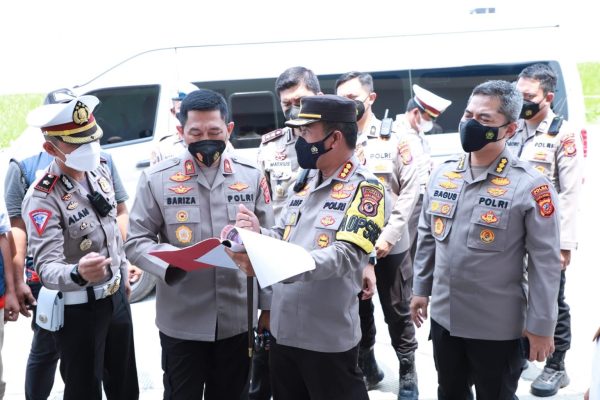 jelang arus mudik 2022 wakapolda jabar tinjau persiapan pengamanan arus mudik di tol kanci pejagan 46058