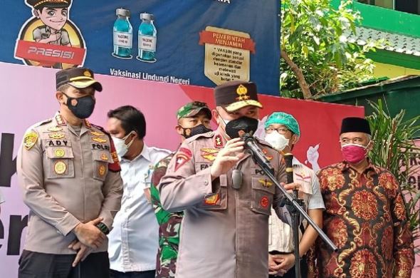 jelang hari kemerdekaan ri ke 76 polda metro jaya dirikan 900 gerai vaksinasi 26593