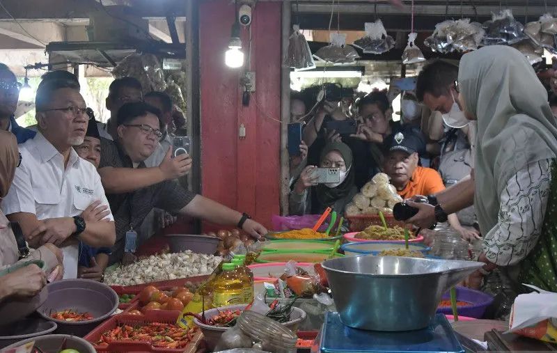 jelang lebaran 2023 menteri perdagangan sebut harga barang kebutuhan pokok stabil 56308
