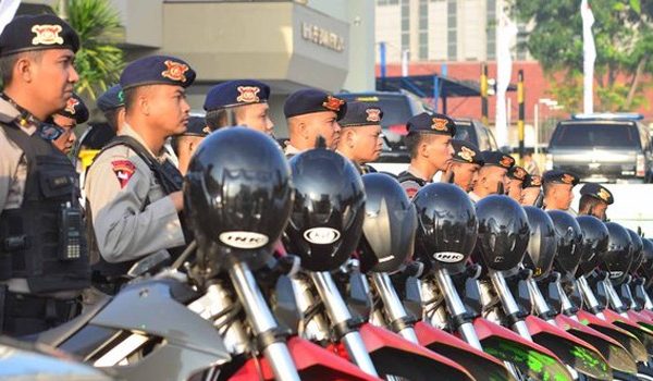 jelang malam tahun baru polda jatim lakukan penyekatan di kota besar dan daerah wisata 52868