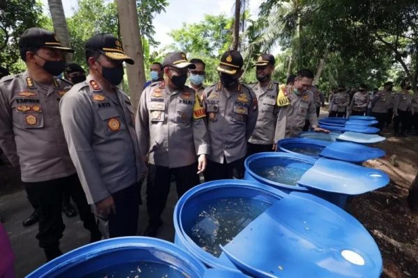 jelang new normal polda kepri laksanakan program ketahanan pangan 36401