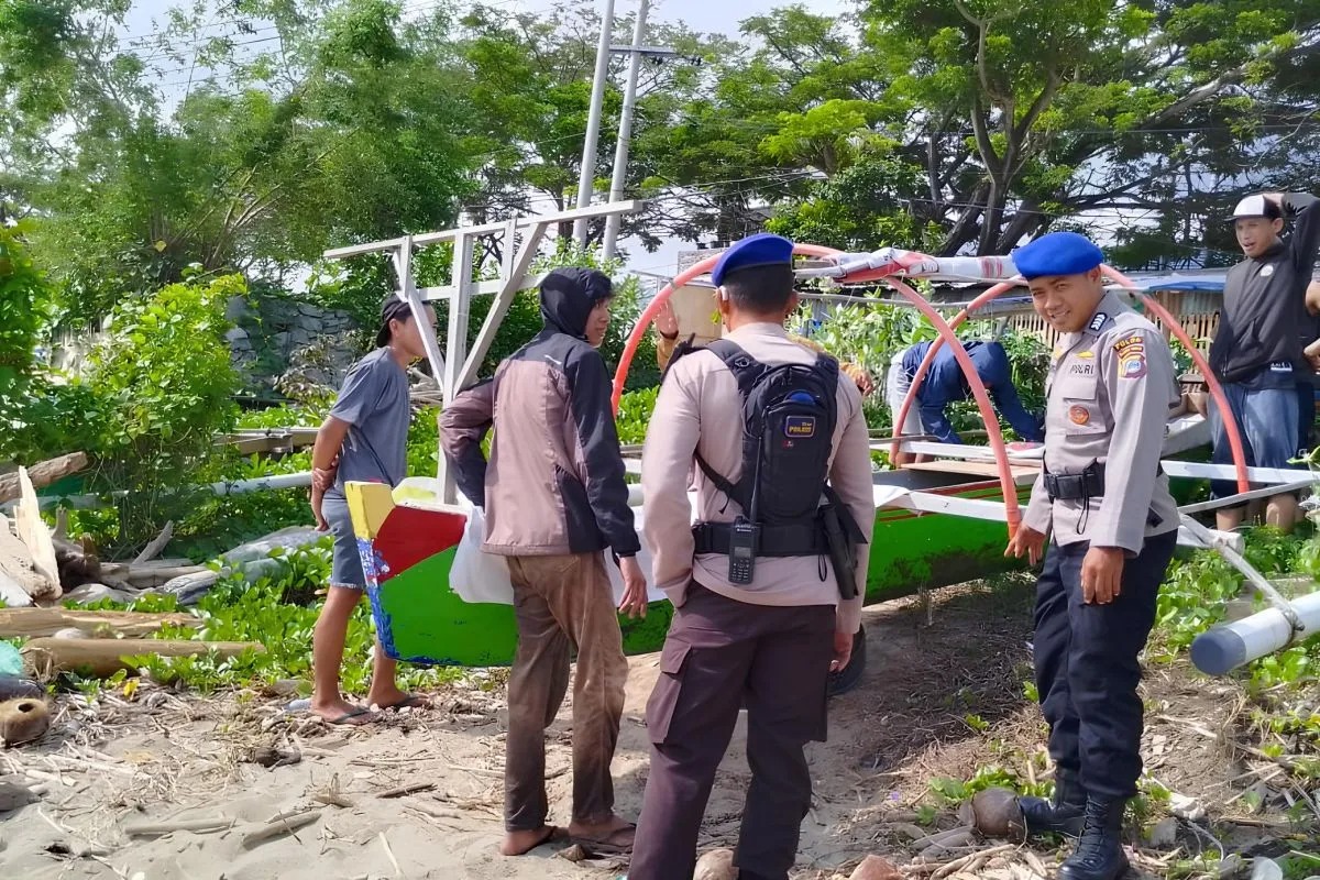 jelang pemilu 2024 polisi sambangi warga pesisir ciptakan kamtibmas di sulteng 67392