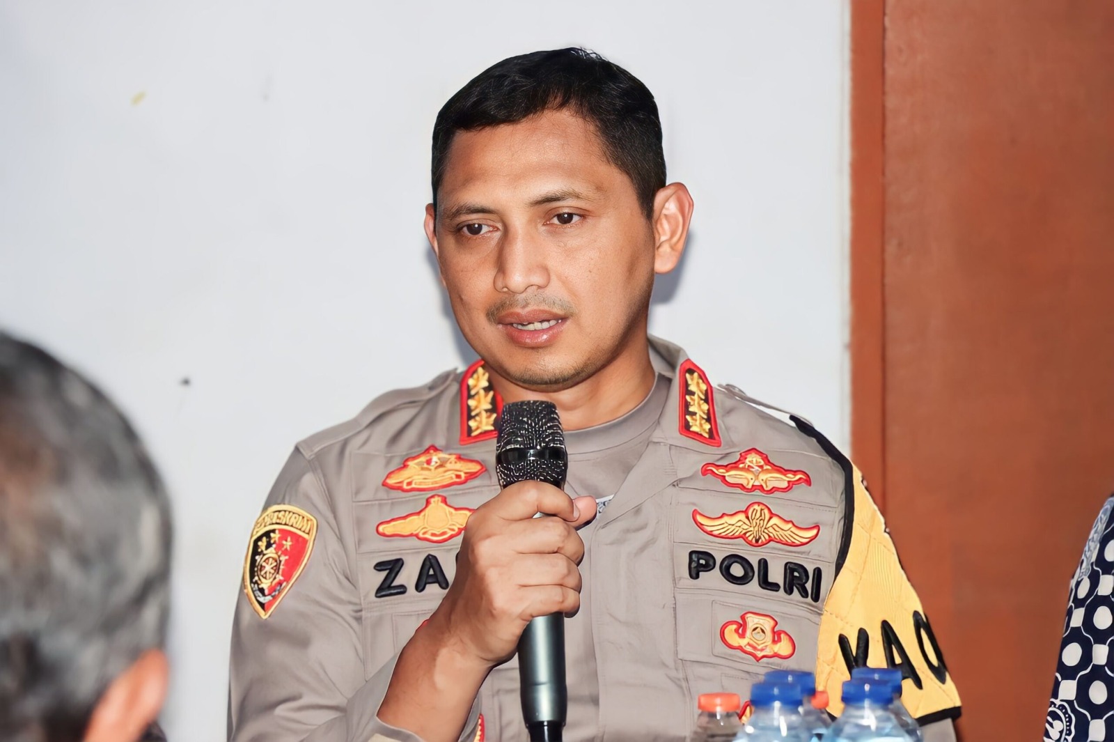 jelang pemilu polisi ingatkan saring sebelum sharing untuk antisipasi penyebaran hoax 68797