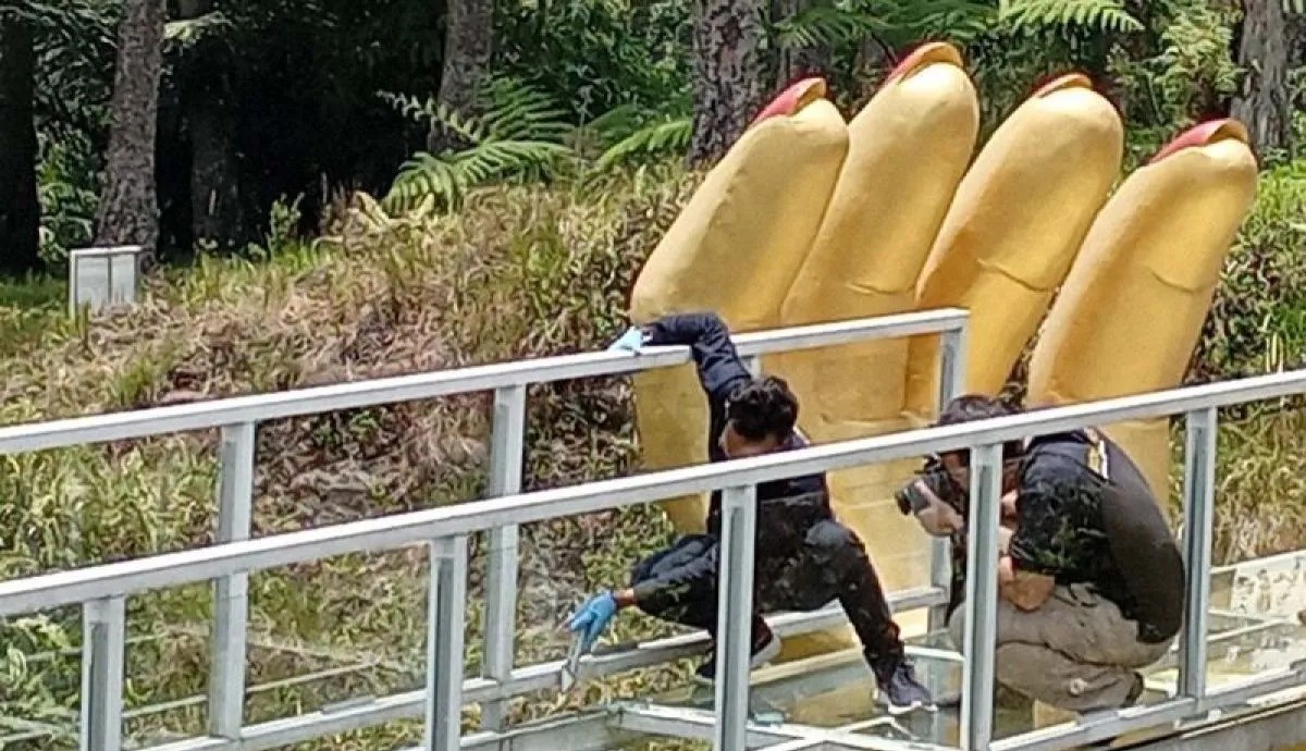 jembatan kaca pecah dan 1 pengunjung tewas polresta banyumas tetapkan pengelola wisata the geong tersangka 65527