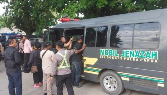jenazah polisi korban penganiayaan di yahukimo akan dimakamkan di sarmi 72728