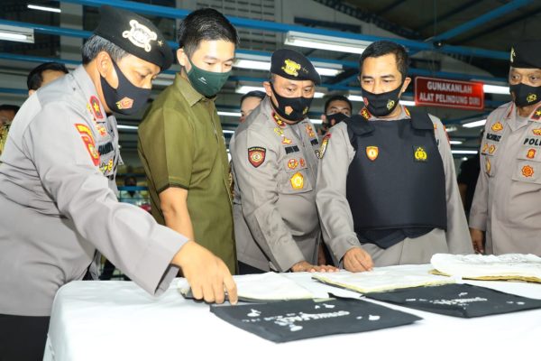 kabaharkam polri jaga komitmen utamakan produk dalam negeri untuk almatsus polri 34920