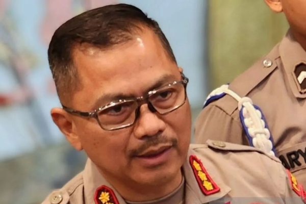 kabid humas enam anggota diperiksa propam 84596