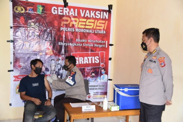 kabid humas polda sulteng pantau percepatan vaksinasi di kabupaten morut 25219