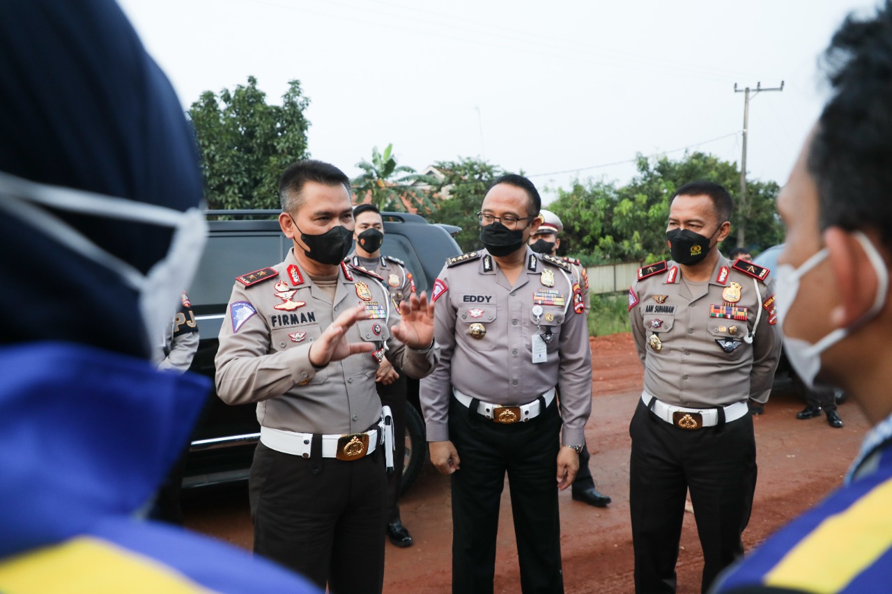 kakorlantas himbau masyarakat hindari kecelakaan saat berkendara 46589