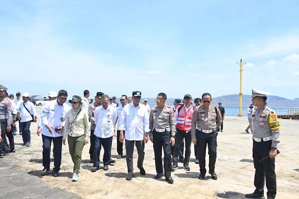 kakorlantas polri bersama menhub tinjau pelabuhan gilimanuk ketapang jelang nataru 2024 67720