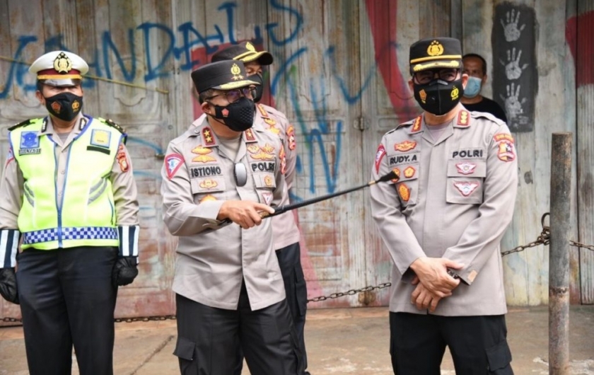 kakorlantas polri mulai senin depan melintas pos penyekatan wajib bawa strp 29248