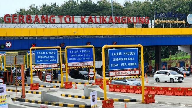 kakorlantas polri sebut skema one way arus balik di jalur tol kalikangkung cikampek bisa diperpanjang 57245