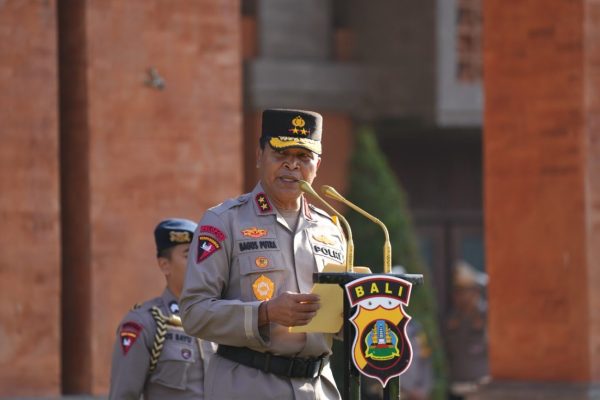 kapolda bali minta anggota tak arogan menjalankan tugas 71337