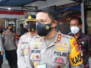 kapolda bali tinjau kesiapan penanganan dan lokasi isoter di kabupaten jembrana 26896