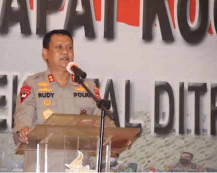kapolda banten imbau masyarakat batasi mobilitas saat perayaan natal dan tahun baru 2022 25132
