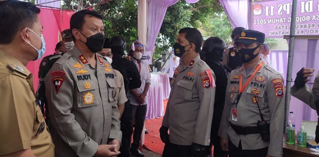 kapolda banten ingatkan personil agar netral saat amankan pilkades 24561