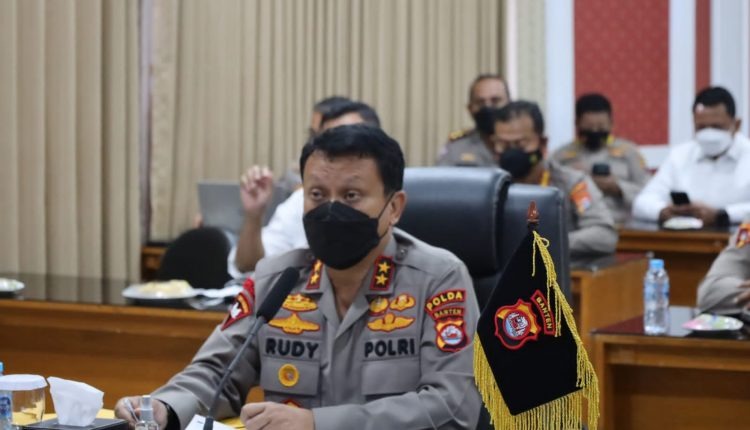 kapolda banten pimpin anev minggu ke 4 januari bidang operasional 23090