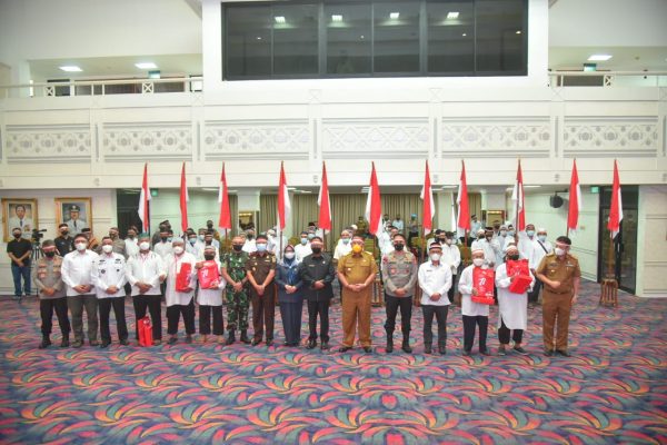 kapolda bersama forkopimda lampung ikuti kegiatan silaturahmi kebangsaan dan ikrar setia khilafatul muslimin kepada nkri 48972