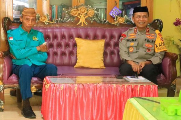 kapolda gorontalo pererat silaturahmi bersama fkub provinsi gorontalo 72180