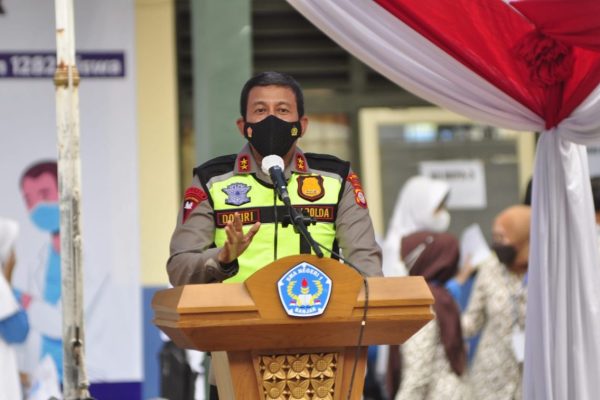 kapolda jabar apresiasi pencapaian vaksinasi di kota banjar 27195