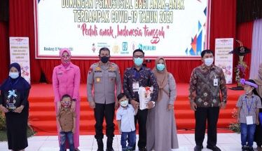 kapolda jabar hadiri kegiatan pelayanan psikologi terhadap anak terdampak covid 19 9859