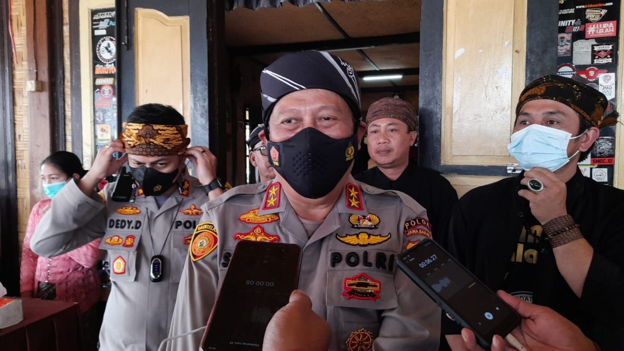 kapolda jabar kunjungi kampung adat kasepuhan ciptagelar pastikan keamanan masyarakat 20964