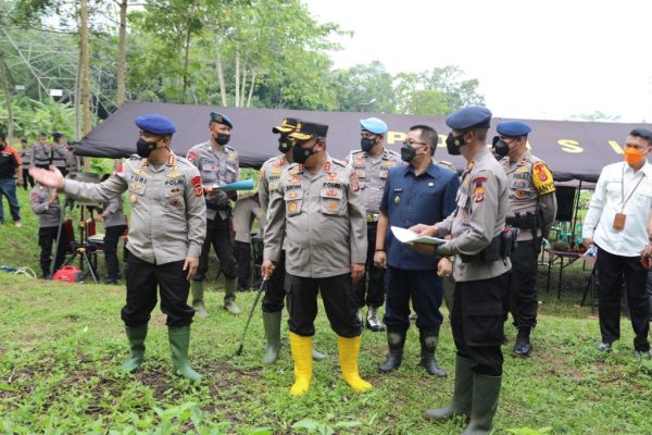 kapolda jabar kunker ke tasikmalaya dalam rangka peletakan batu pertama pembangunan mako brimob batalyon d 23171
