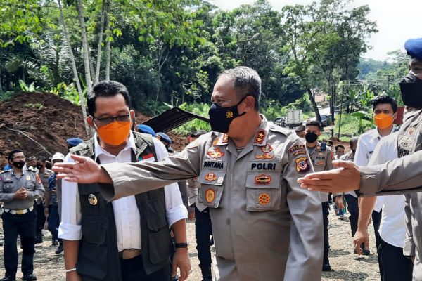 kapolda jabar tinjau pembangunan mako brimob batalyon d 20929