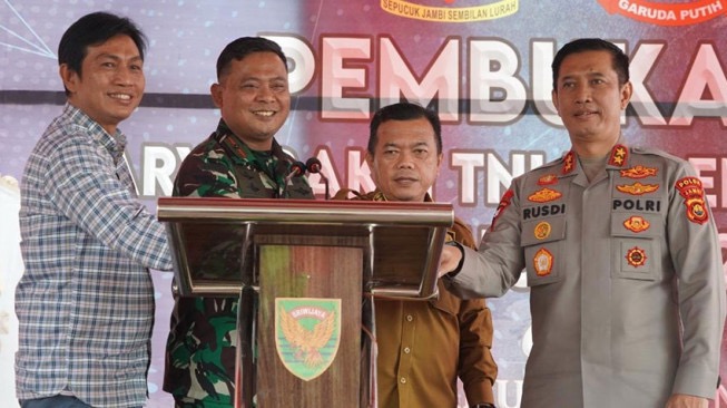 kapolda jambi hadiri pembukaan jalan angkutan batu bara 50840