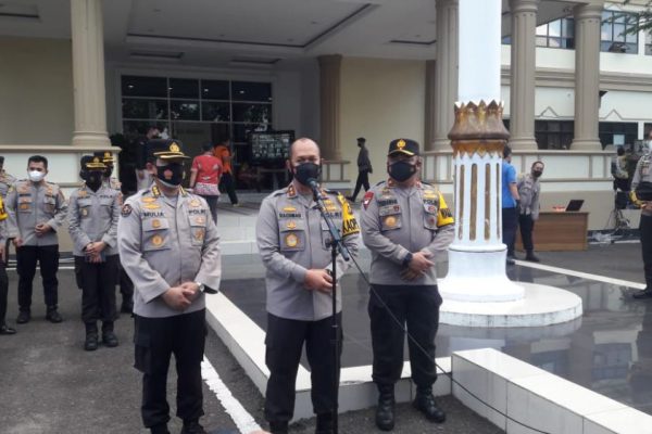 kapolda jambi pimpin apel vaksinator 9684
