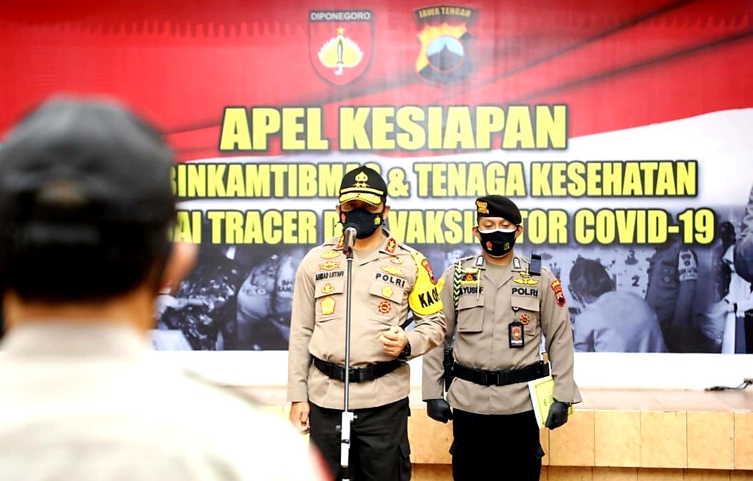 kapolda jateng pimpin apel kesiapan nakes vaksinator dan bhabinkamtibmas sebagai tracer covid 19 30522
