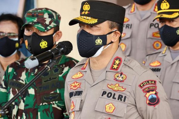 kapolda jateng tinjau sentra vaksinasi hippindo di universitas diponegoro 26550
