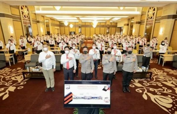 kapolda jatim buka rapat kerja teknis dan pelatihan peningkatan kemampuan penyidik penyidik pembantu dirteskrimsus 21028
