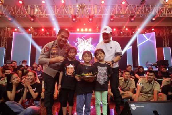 kapolda jatim mengecek langsung kesiapan malam gebyar nusantara gemilang jawa timur 2022 48963