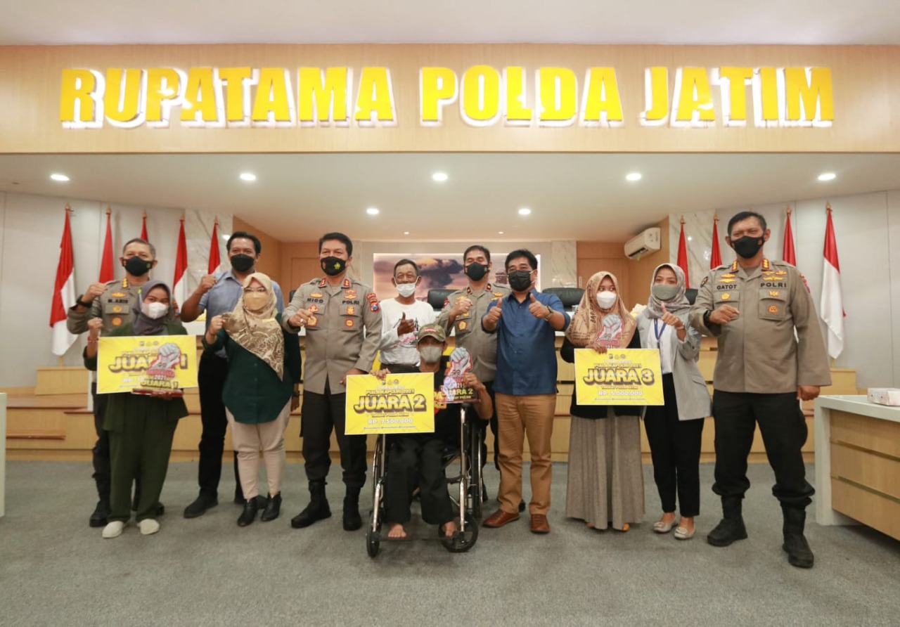 kapolda jatim polisi dalam tugas dan tanggung jawab harus menerima kritik dan masukkan untuk perbaikan kedepan 25359