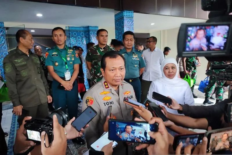 kapolda jatim sebanyak 19 154 personel gabungan diterjunkan amankan lebaran di jatim 56729