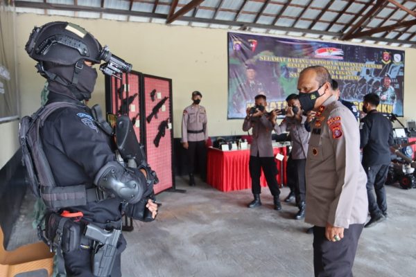 kapolda kalteng cek sarana prasarana detasemen gegana 18257