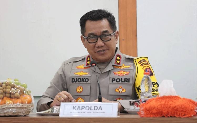kapolda kalteng ingatkan pentingnya antisipasi penyebaran berita palsu dalam pemilu 2024 68740