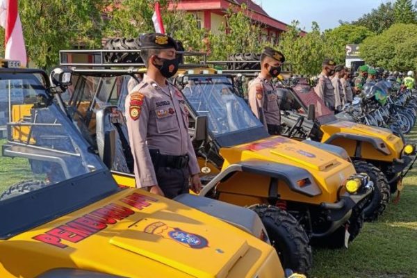 kapolda kalteng lakukan pengecekkan sarpras guna memberikan rasa aman dan nyaman pada hari libur 32516