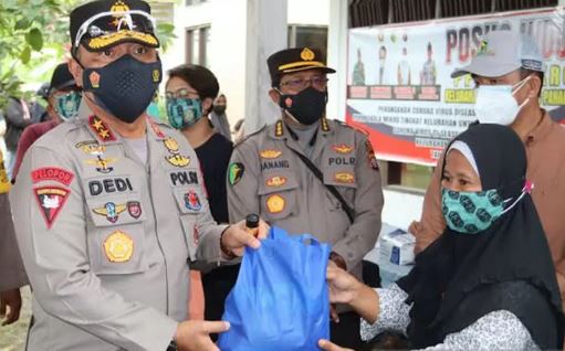 kapolda kalteng optimis vaksinasi masyarakat kalteng tuntas oktober 9520