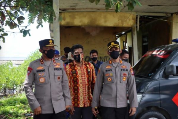 kapolda kalteng pastikan ketersediaan minyak goreng aman 45194