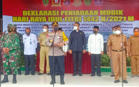 kapolda kalteng pimpin deklarasi peniadaan mudik lebaran 2021 31173