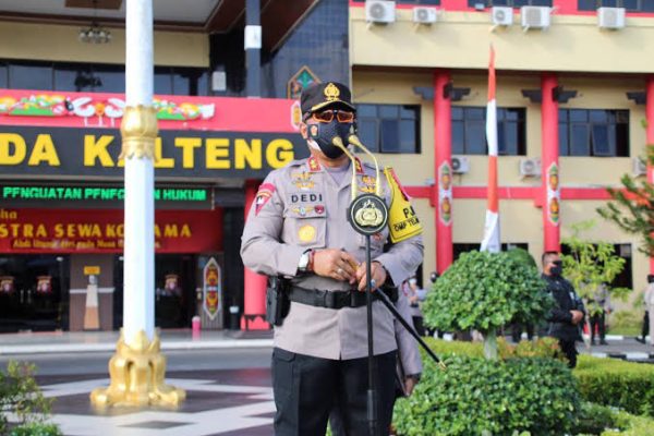 kapolda kalteng terbitkan maklumat ingatkan sanksi pidana jika membakar hutan dan lahan 30857